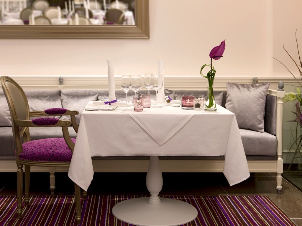 Steigenberger Herrenhof 5*