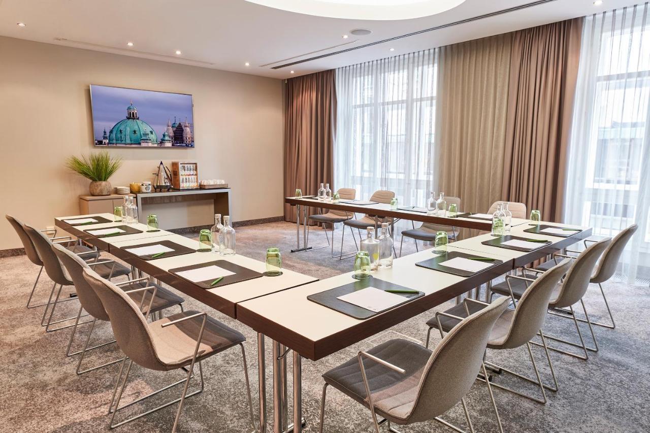 Steigenberger Herrenhof Hotel 5*